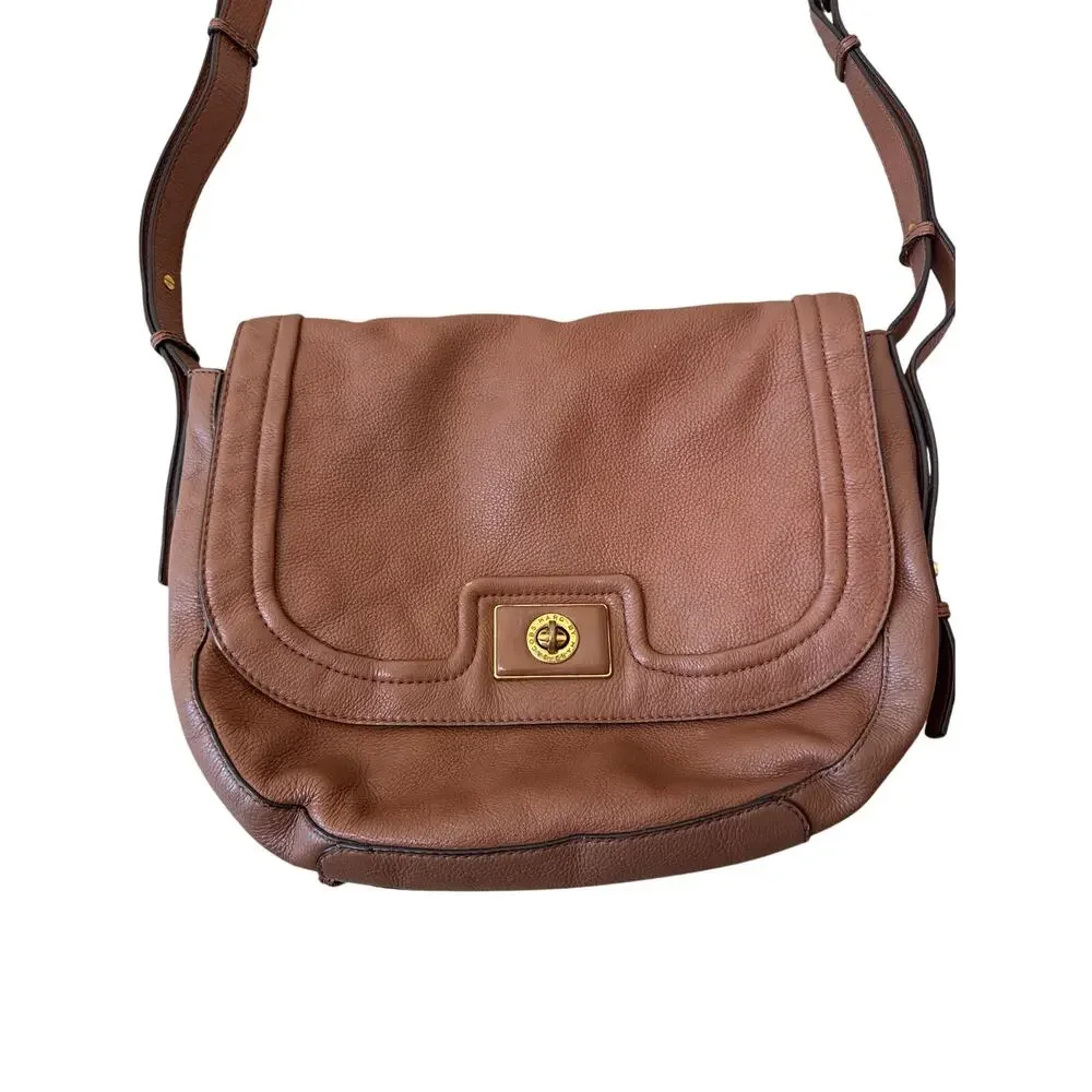 Marc Jacobs Messenger Crossbody Shoulder 100% Cow Leather Bag BROWN - Picture 2 of 8